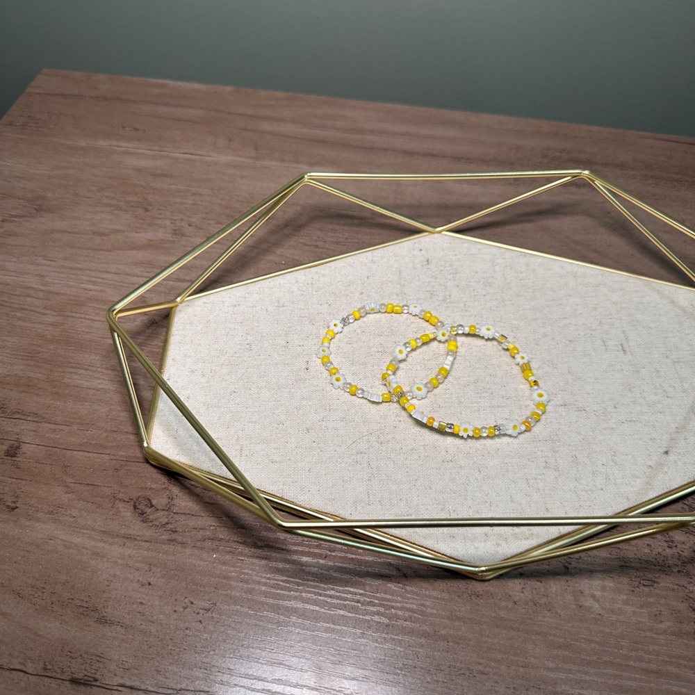Yellow and White Daisy 🌼 Beaded Bracelets